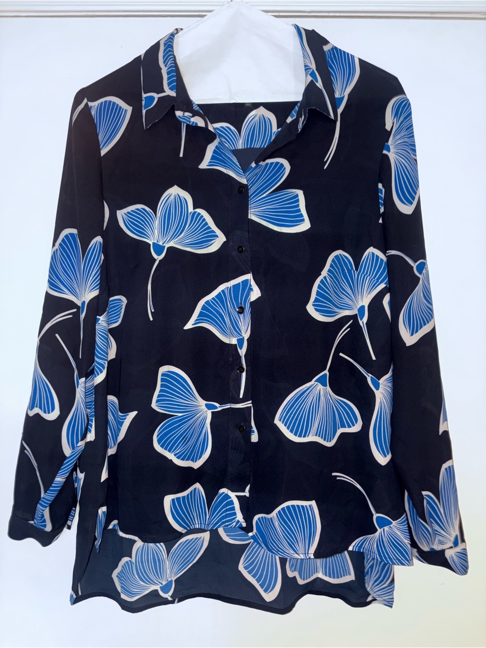 CAbi XL Blue Botanical Floral Button Down Blouse Long Sleeve